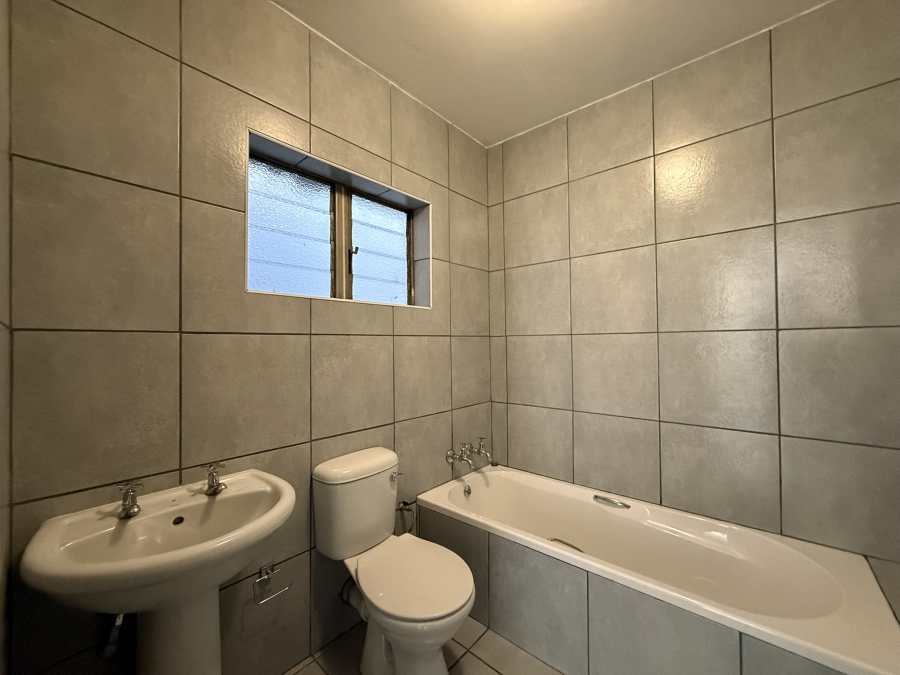 To Let 2 Bedroom Property for Rent in Potchefstroom North West